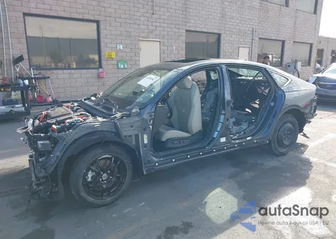 2023 Honda Accord Touring Hybrid z USA, uszkodzony, nr VIN 1HGCY2F85PA016053